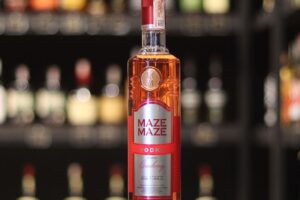 MAZE MAZE CRANBERRY VODKA 700ML – A Perfect Blend of Bold Flavor and Smooth Vodka