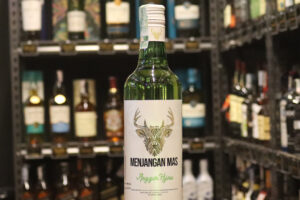 Discover the Perfect Green Grape Experience with MENJANGAN MAS ANGGUR HIJAU 600ML – Only at Raja Botol Bali