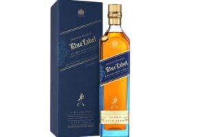 Johnnie Walker Blue Label vs. Macallan 12 Which Premium Whisky to Buy in Bali?